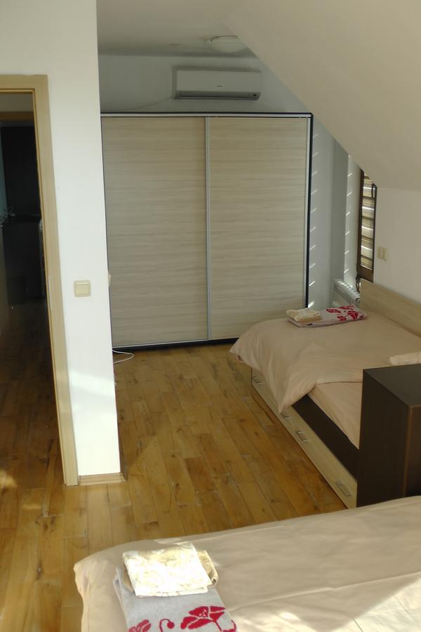 Top Center , Modern And Quiet Apartment Burgas Exterior photo